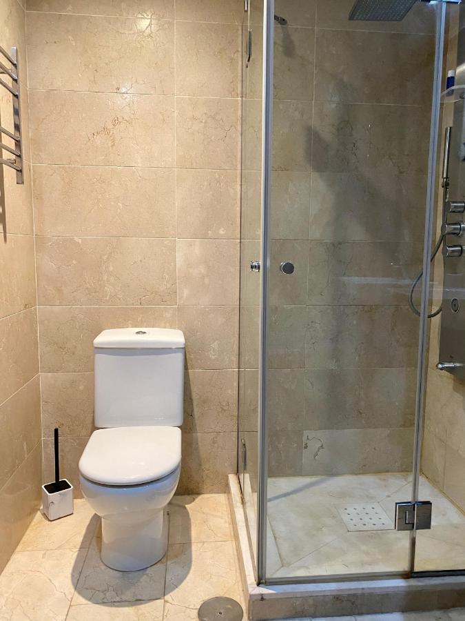 Sunshine Beach Front Complex, Wifi, Modern Casares Extérieur photo